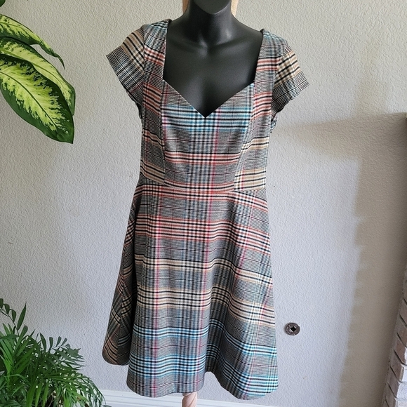 Anthropologie Plaid Dress - Picture 2 of 8